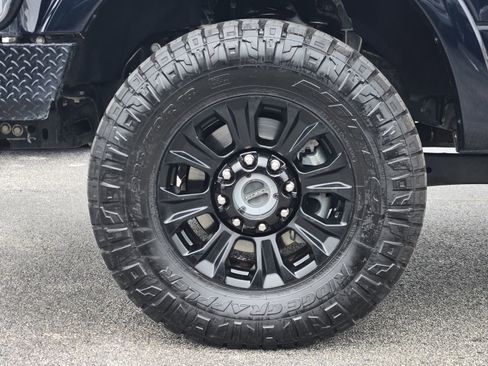 Used 2022 Ford F250 Lariat w/ Tremor Off-Road Package AWD/4WD image 11