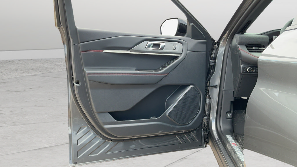 New 2026 Ford Explorer ST-Line RWD image 23