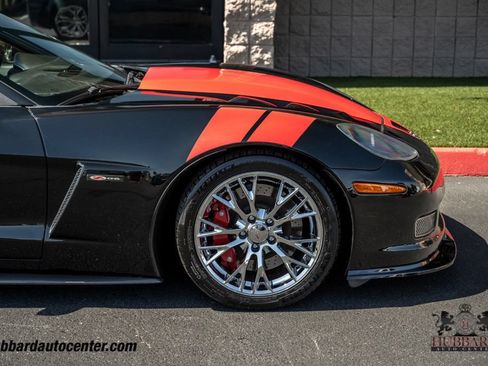Used 2009 Chevrolet Corvette Z06 w/ Preferred Equipment Group RWD image 12