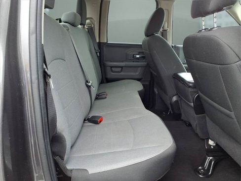 Used 2024 RAM 1500 Classic SLT AWD/4WD image 28