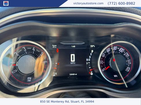 Used 2019 Dodge Challenger SXT image 49