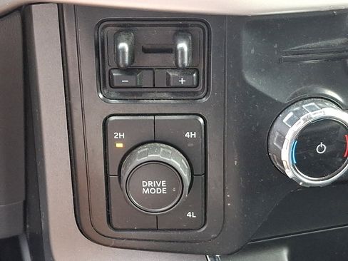 Used 2022 Ford F150 XLT w/ Equipment Group 302A High AWD/4WD image 25