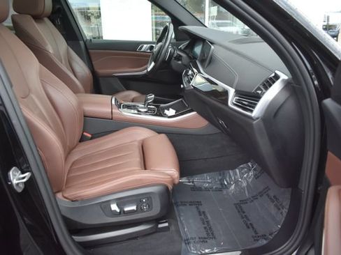 Used 2020 BMW X5 xDrive40i w/ Premium Package AWD/4WD image 46