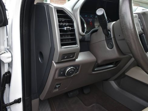 Used 2021 Ford Expedition XLT RWD image 21