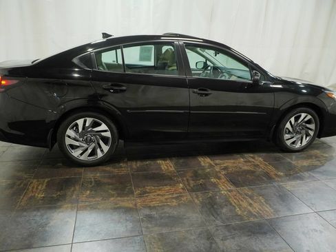 Used 2024 Subaru Legacy Limited AWD/4WD image 3