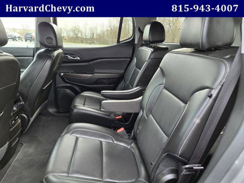 Used 2023 GMC Acadia SLT image 28