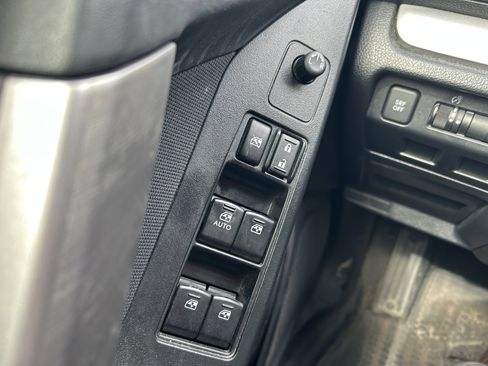 Used 2016 Subaru Forester 2.5i Premium image 21