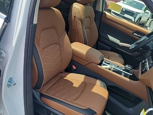 Certified 2025 Nissan Pathfinder Platinum w/ Cargo Package image 20