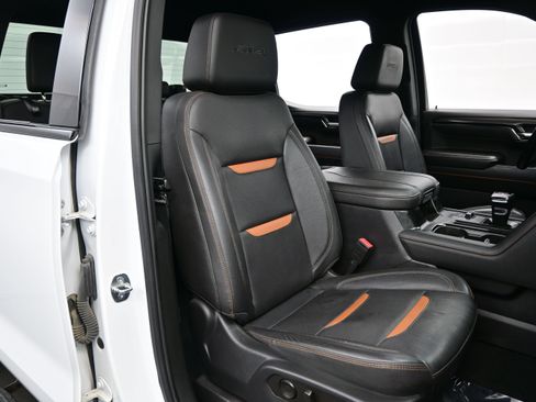 Used 2023 GMC Sierra 1500 AT4 AWD/4WD image 15