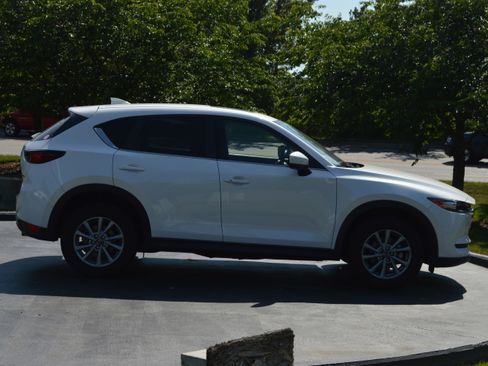 Used 2021 MAZDA CX-5 Touring w/ Touring Preferred SV Package AWD/4WD image 12