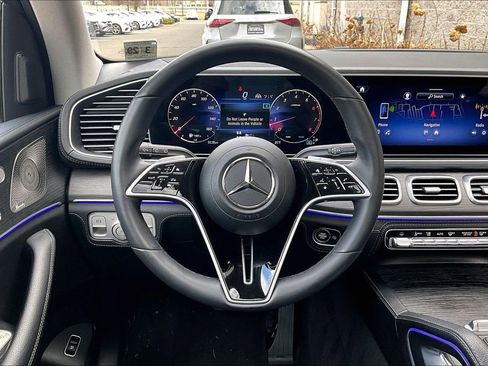 Certified 2024 Mercedes-Benz GLS 450 4MATIC image 5