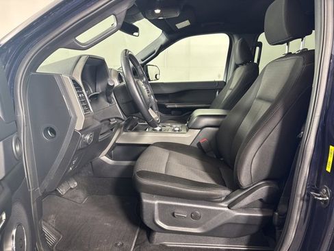 Certified 2021 Ford Expedition XLT image 11