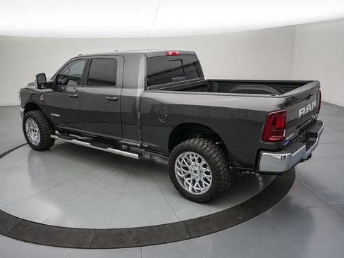 Used 2025 RAM 2500 Laramie AWD/4WD image 7