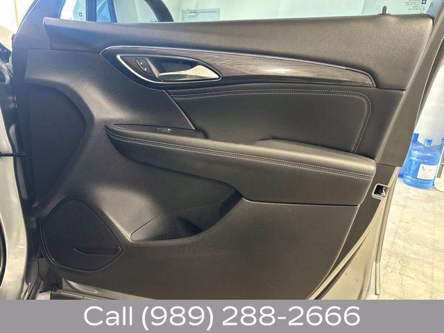 Used 2023 Buick Envision Preferred AWD/4WD image 18