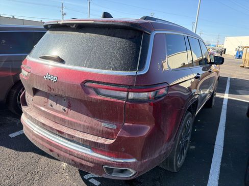 Used 2023 Jeep Grand Cherokee L Overland w/ Luxury Tech Group IV image 8