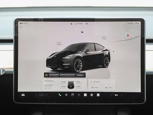 Used 2024 Tesla Model Y Long Range AWD/4WD image 15