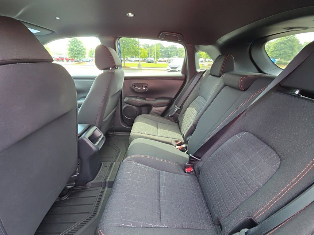 Used 2026 Honda HR-V Sport image 12