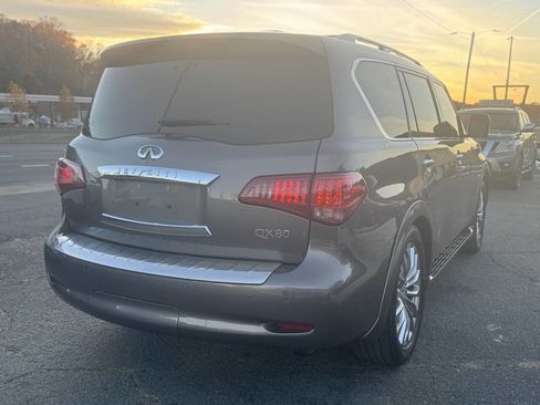 Used 2017 INFINITI QX80 2WD w/ Driver Assistance Package image 5