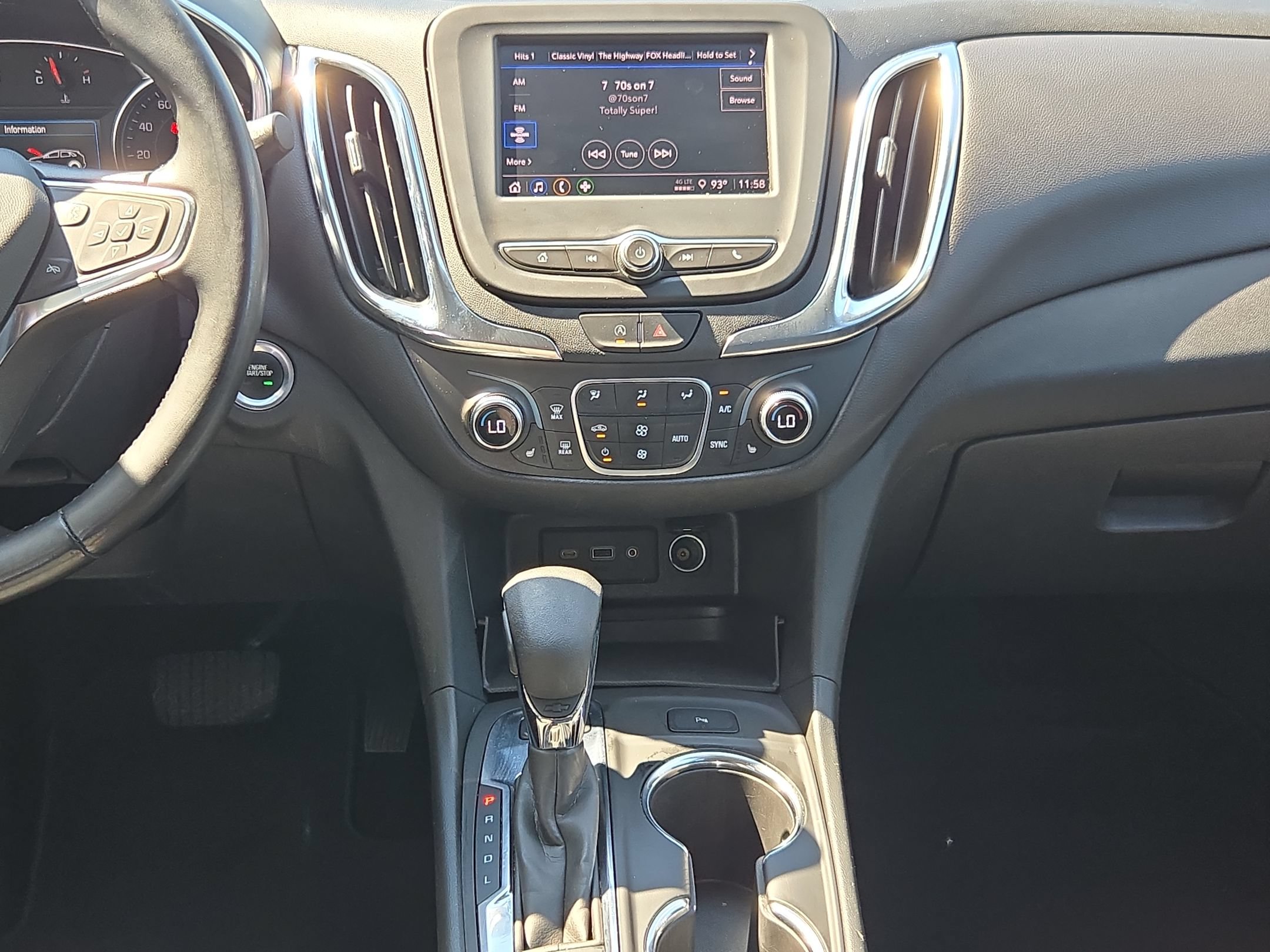 Used 2024 Chevrolet Equinox LT AWD/4WD image 30