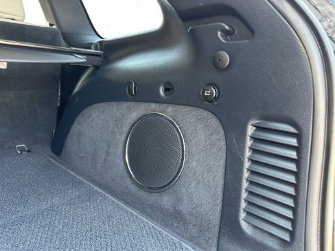 Used 2019 Jeep Grand Cherokee Summit image 9