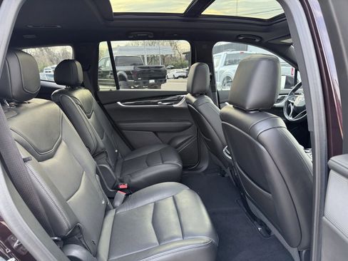 Used 2020 Cadillac XT6 Premium Luxury image 43