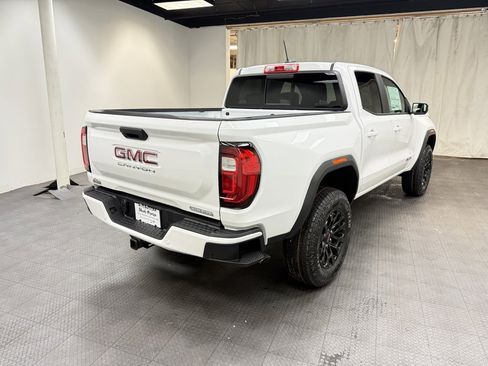 New 2026 GMC Canyon Elevation image 6