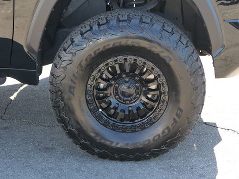 Used 2024 Toyota Tundra SR5 w/ SR5 Convenience Package image 10