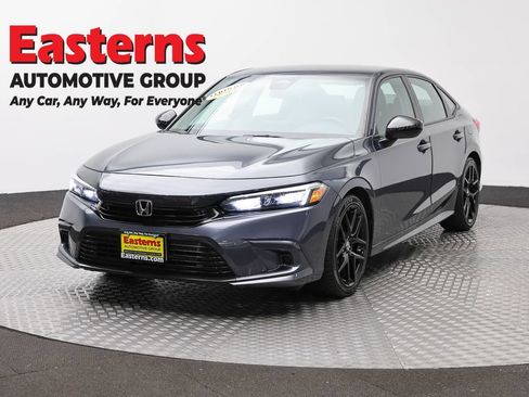 Used 2024 Honda Civic Sport image 1