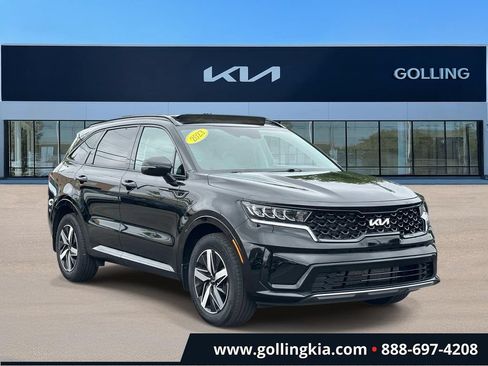 Certified 2023 Kia Sorento S w/ Panoramic Sunroof Package FWD image 1