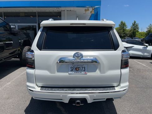 Used 2021 Toyota 4Runner Limited AWD/4WD image 13