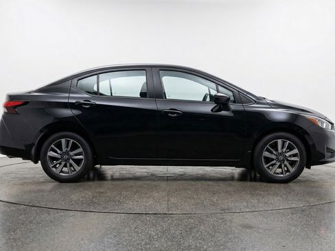 Used 2025 Nissan Versa SV FWD image 11