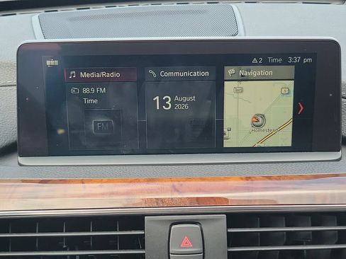 Used 2018 BMW 340i xDrive Sedan AWD/4WD image 16