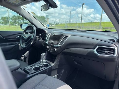 Used 2018 Chevrolet Equinox LT w/ Sun & Infotainment Package FWD image 38