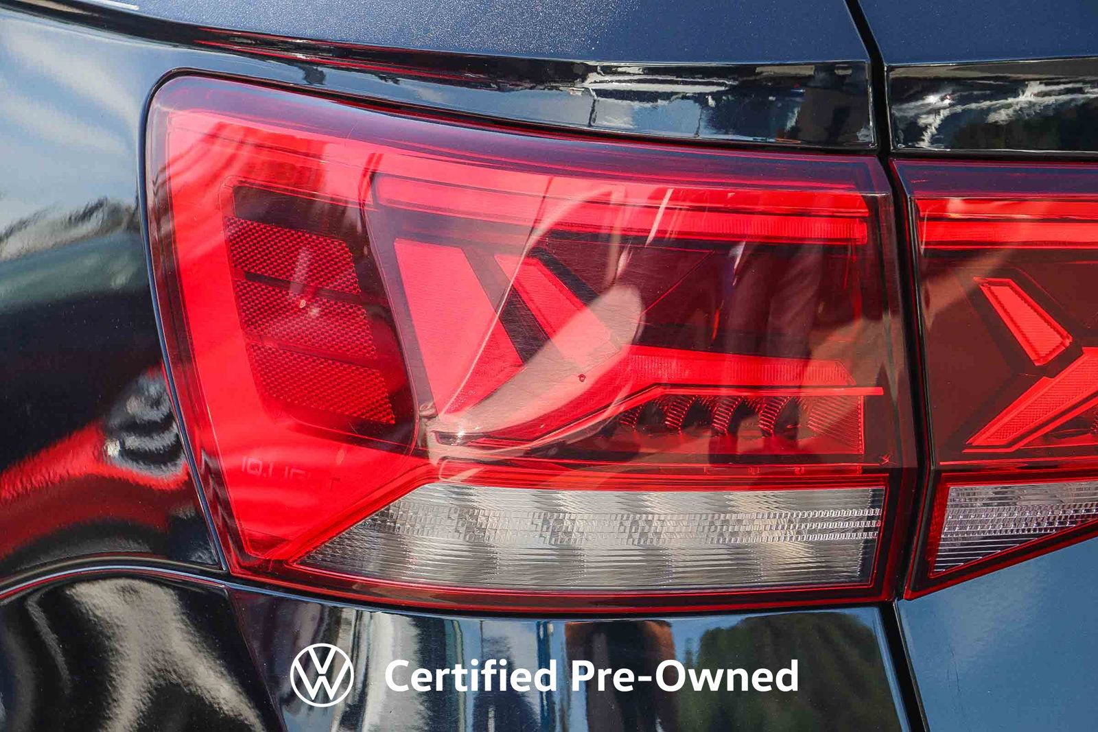Certified 2023 Volkswagen Taos SE FWD image 10