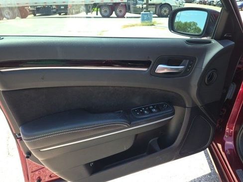 Certified 2023 Chrysler 300 C RWD image 17