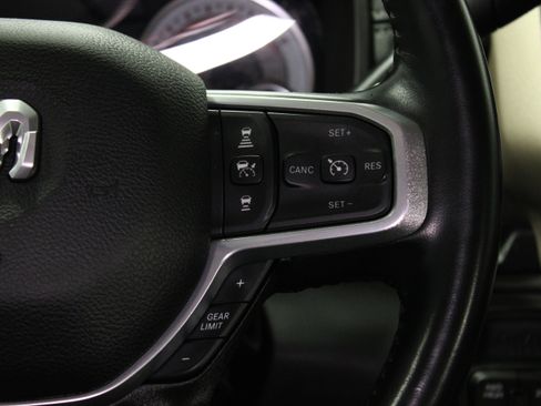 Used 2023 RAM 2500 Laramie w/ Safety Group AWD/4WD image 33