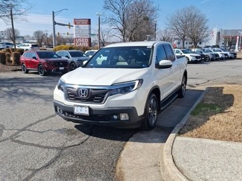 Used 2018 Honda Ridgeline RTL-T image 3