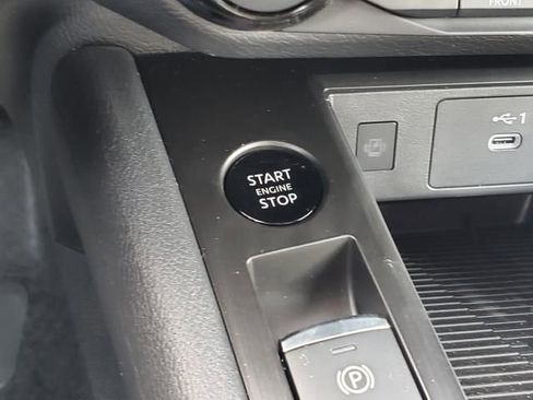 New 2026 Nissan Kicks SV image 27