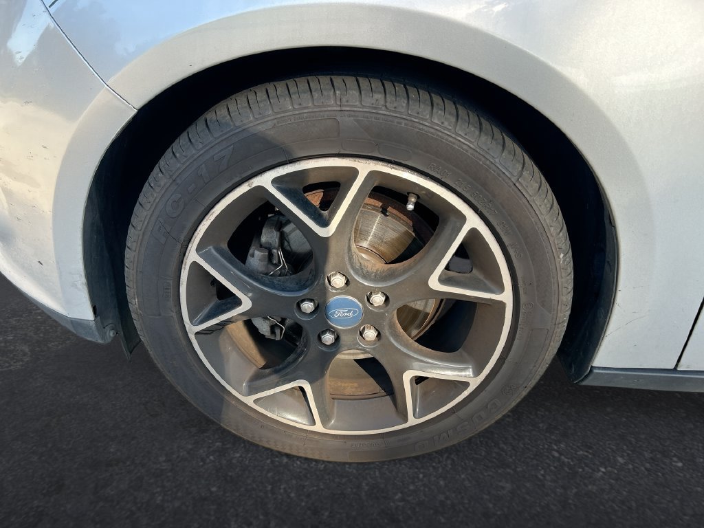 Used 2013 Ford Focus SE FWD image 10