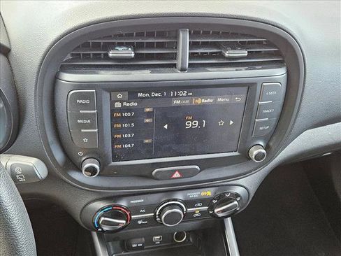 Used 2024 Kia Soul LX w/ Option Group 015 image 14