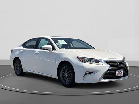 Used 2018 Lexus ES 350 w/ Premier Package FWD image 4