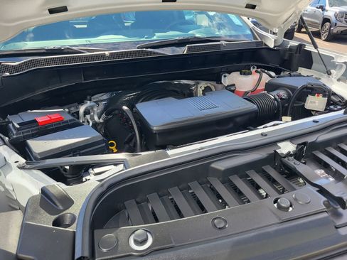 Used 2026 Chevrolet Silverado 1500 W/T w/ WT Safety Package AWD/4WD image 25
