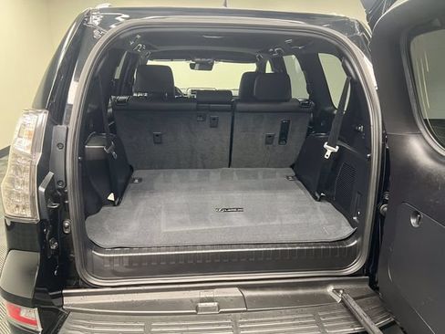 Used 2020 Lexus GX 460 Premium w/ Premium Package AWD/4WD image 8