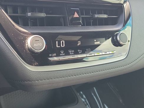 Certified 2024 Toyota Corolla SE FWD image 16