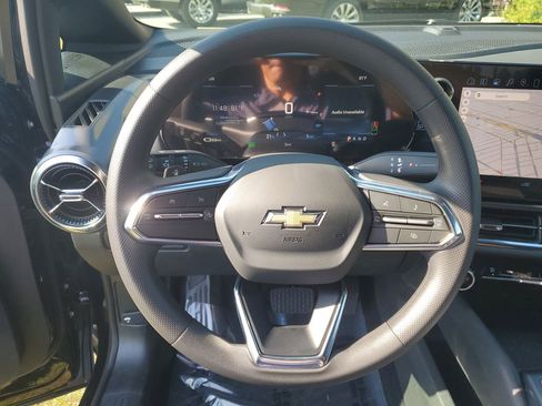 New 2026 Chevrolet Equinox EV LT image 25