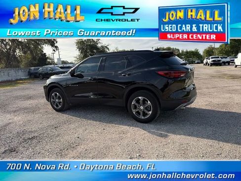Used 2024 Chevrolet Blazer LT w/ Convenience Package FWD image 6
