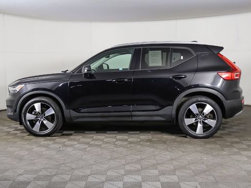 Used 2019 Volvo XC40 T5 Momentum AWD/4WD image 15