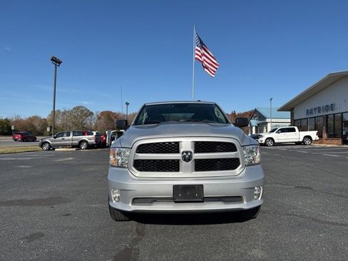 Used 2017 RAM 1500 Express w/ Express Value Package image 13