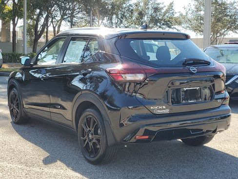 Certified 2023 Nissan Kicks SV image 7