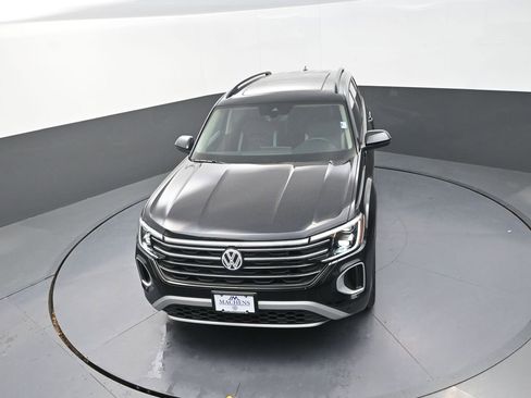New 2026 Volkswagen Atlas Peak Edition AWD/4WD image 14